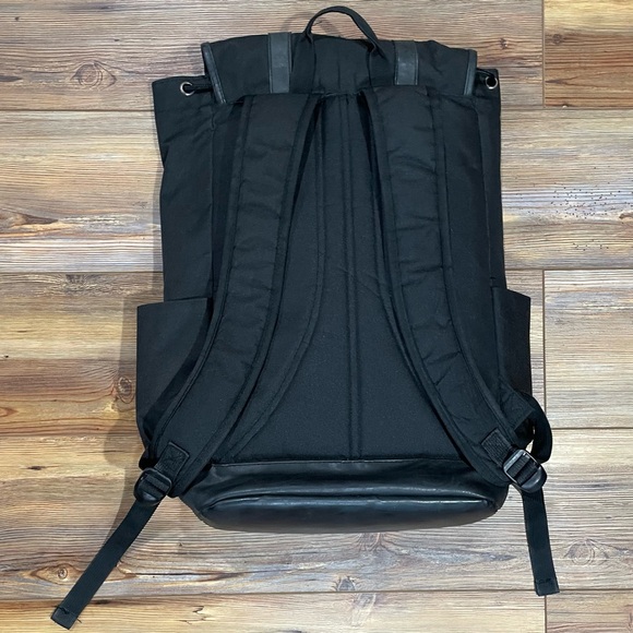 Benrus Scout Backpack Black Travel Pockets Rucksack Hike Commute Laptop Pocket - Picture 2 of 12